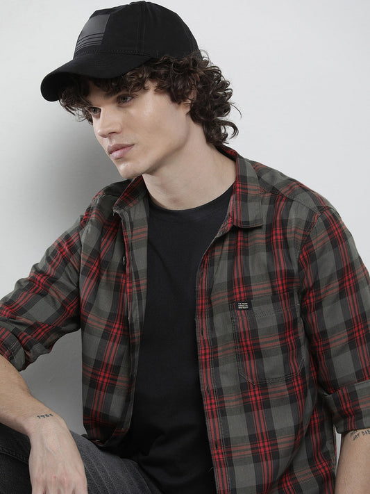 Men's Red And Black Regular Checks Cotton Shirt